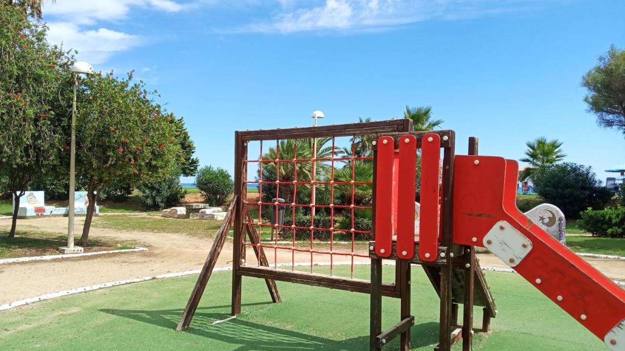 Bonito apartamento en Marina D'or [1ra línea de playa] Oropesa del Mar Exterior foto